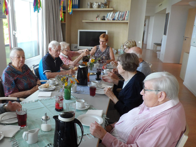 Frühstück in der Tagepflege Ostfildern